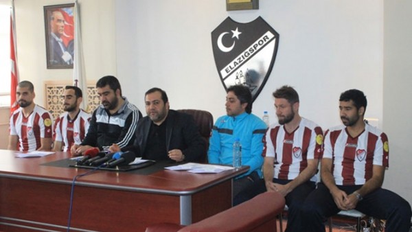 Elazspor'da imzalar atld