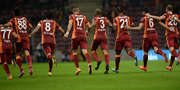 Aslan zafer peşinde Aslan zafer peşinde