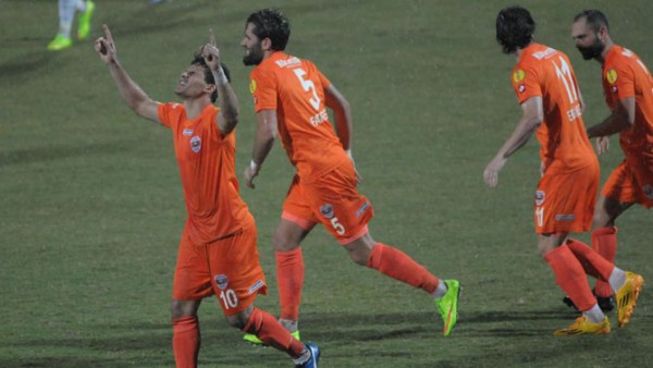 Adanaspor'dan müthiş geri dönüş Adanaspor'dan müthiş geri dönüş