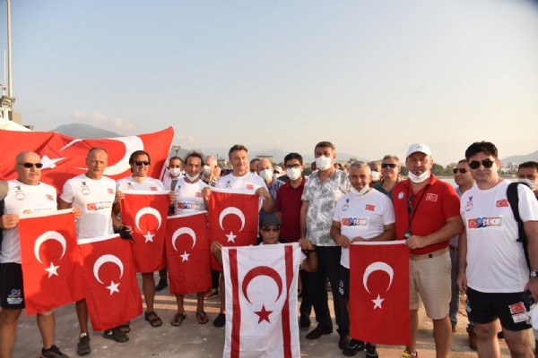 Anamur'dan KKTC'ye yüzmeye başladılar Anamur'dan KKTC'ye yüzmeye başladılar