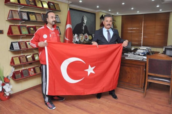 Türkiye'yi İtalya'da temsil edecek Türkiye'yi İtalya'da temsil edecek