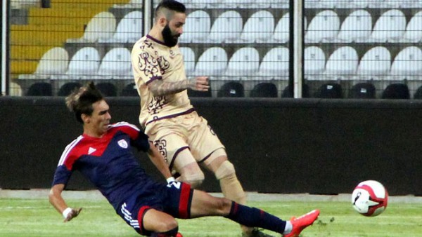 Osmanlıspor, Altınordu'yu tek golle geçti Osmanlıspor, Altınordu'yu tek golle geçti