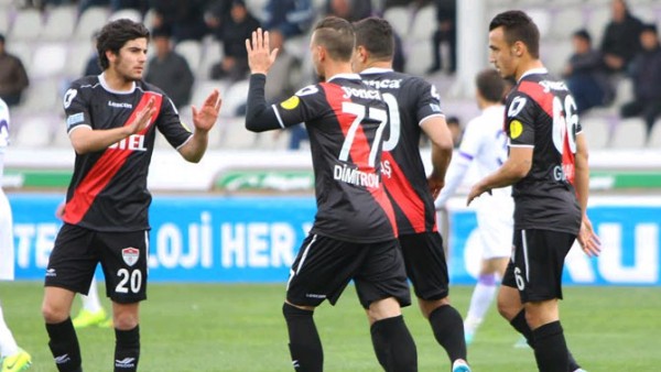 Manisaspor gol oldu yağdı Manisaspor gol oldu yağdı