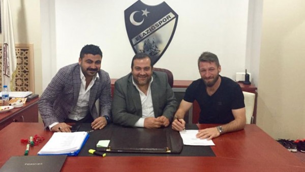 Şanlıurfaspor'da şok ayrılık Şanlıurfaspor'da şok ayrılık