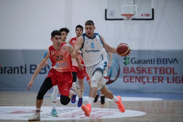 TAC, eyrek finalde