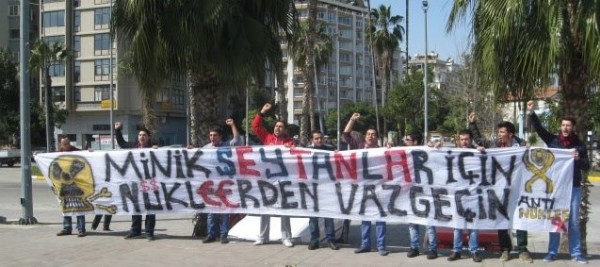 Şeytanlar tepkili! Şeytanlar tepkili!