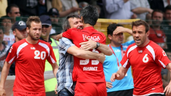Tavşanlı son dakikalarda kazanıyor! Tavşanlı son dakikalarda kazanıyor!