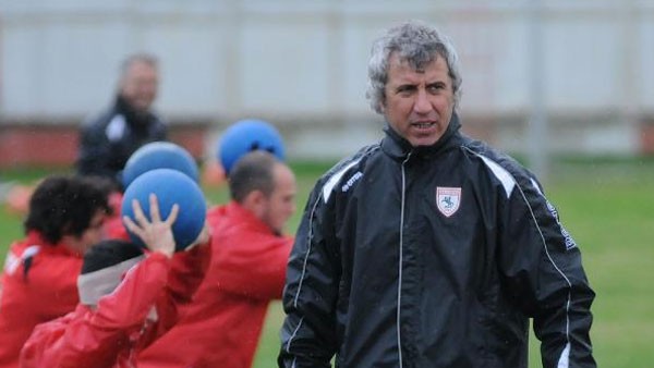 Durmuş, Gekas'ı istiyor mu? Durmuş, Gekas'ı istiyor mu?