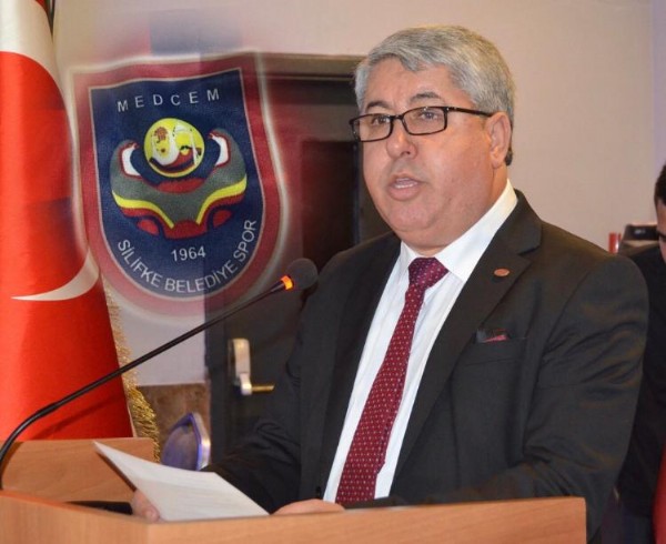 Silifke'de Nihat Kadıoğlu sesleri! Silifke'de Nihat Kadıoğlu sesleri!