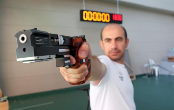Milli sporcu zgr Varlk, son hazrlklarn yapyor