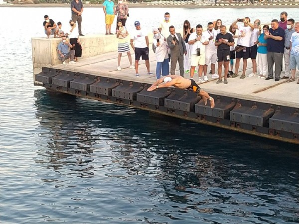 Bayrağımız Kulaçlarla Kıbrıs'a etkinliği başladı Bayrağımız Kulaçlarla Kıbrıs'a etkinliği başladı