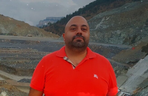 Oğuz Karadadaş'ta istifa etti Oğuz Karadadaş'ta istifa etti