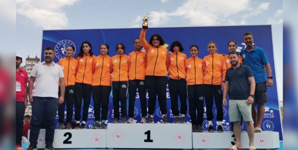 Mersinli atletlerden büyük başarı Mersinli atletlerden büyük başarı