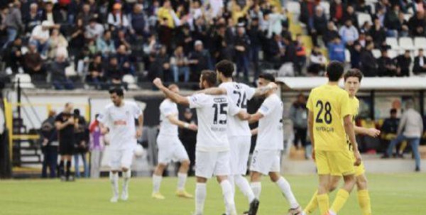 TİY’de çöküş sürüyor… TİY’de çöküş sürüyor…