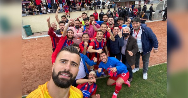 Silifke Belediyespor, Plakayı yazdırdı Silifke Belediyespor, Plakayı yazdırdı