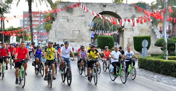 Tarsus'ta bisiklet turu dzenlendi
