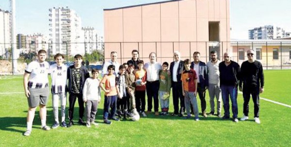 Yatırımları inceledi Yatırımları inceledi