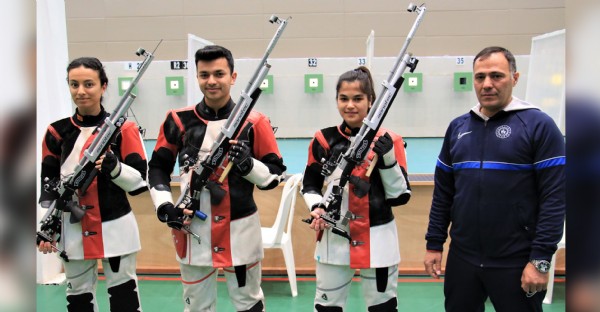 Gençler, olimpiyat bileti için ter döküyor Gençler, olimpiyat bileti için ter döküyor
