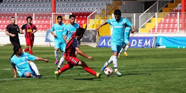 Mersin, Kayserispor'a acmad!