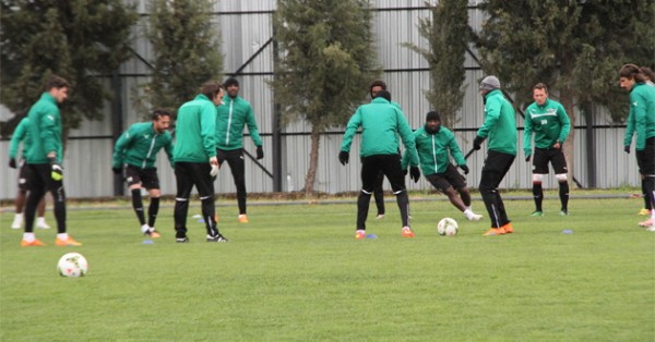 Akhisar Mersin hazırlıklarına ara verdi Akhisar Mersin hazırlıklarına ara verdi