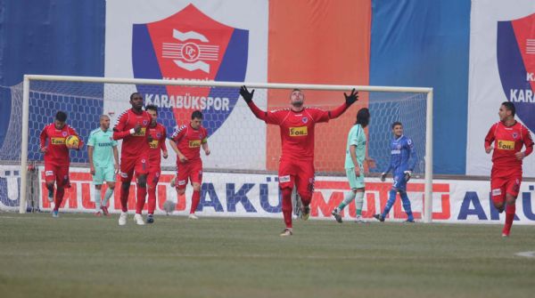 Frikik ustası Andre Morıtz! Frikik ustası Andre Morıtz!