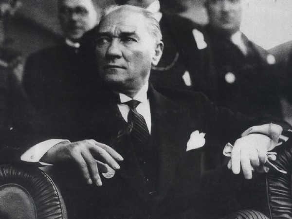 Özlüyoruz... Özlüyoruz...
