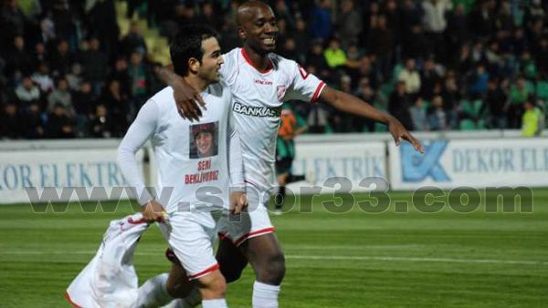 Vefal Caner Karyaka'da