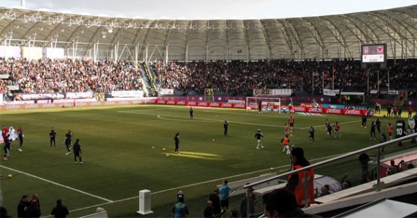 Mersin maçında rüzgar alarmı Mersin maçında rüzgar alarmı