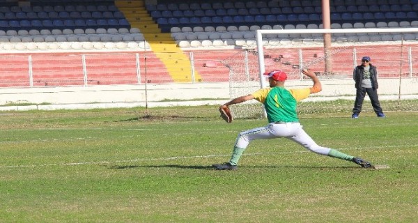 Mersin'de beyzbol heyecan