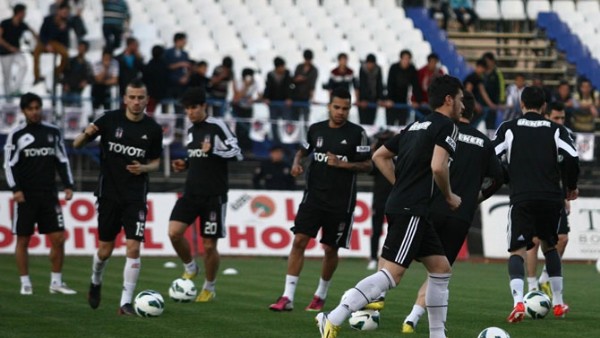 Beşiktaş, Fethiye'de ilk antrenmanını yaptı! Beşiktaş, Fethiye'de ilk antrenmanını yaptı!