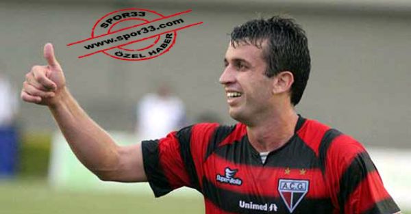 Elias kampa katılacak! Elias kampa katılacak!