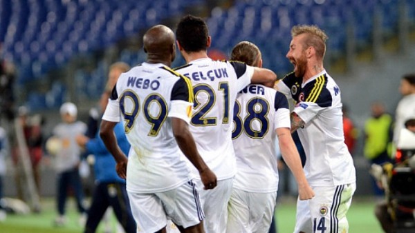 Fenerbahçe yarı finalde Fenerbahçe yarı finalde