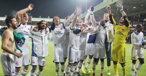 Fenerbahçe Rize'ye acımadı Fenerbahçe Rize'ye acımadı