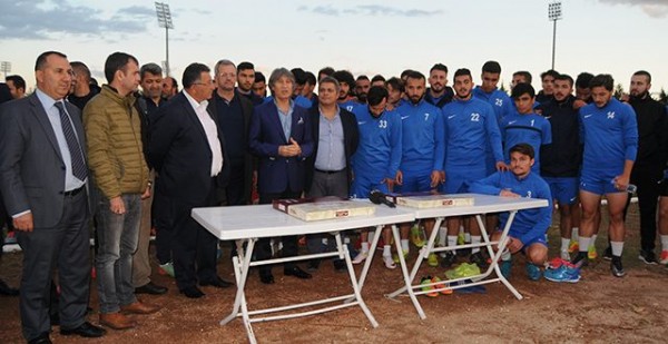 Gazetecilerden destek Gazetecilerden destek