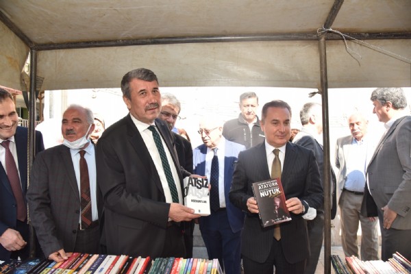 Anamur Belediyesi Kitap Gnleri Etkinlii Ziyarete Ald