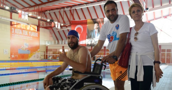 Mersin'de engelli sporcular yarıştı Mersin'de engelli sporcular yarıştı