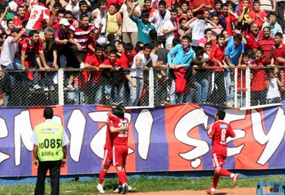 Karelerle Mersin İdman Yurdu - Kocaelispor Karelerle Mersin İdman Yurdu - Kocaelispor