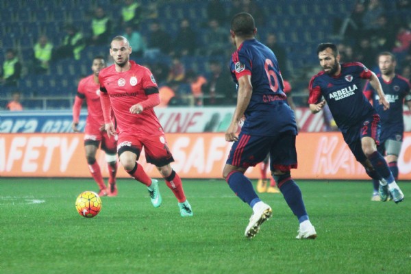 Mersin, 34 yıl sonra kazandı! Mersin, 34 yıl sonra kazandı!