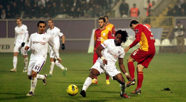 Süper Lig'de 16. hafta açıldı! Süper Lig'de 16. hafta açıldı!