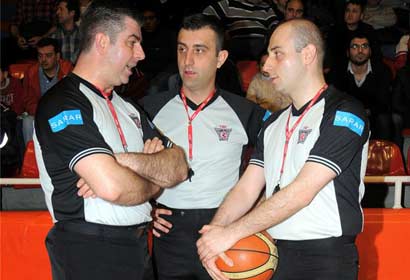 Ziya Özorhon'a büyük tepki! Ziya Özorhon'a büyük tepki!