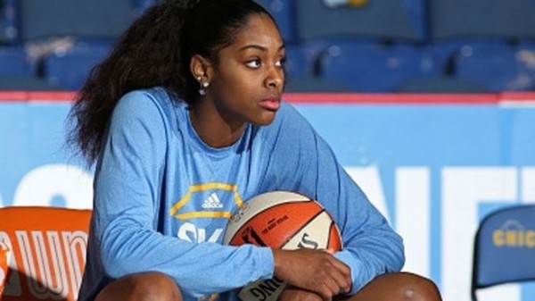 Cheyenna Parker'la yollar ayrıldı! Cheyenna Parker'la yollar ayrıldı!