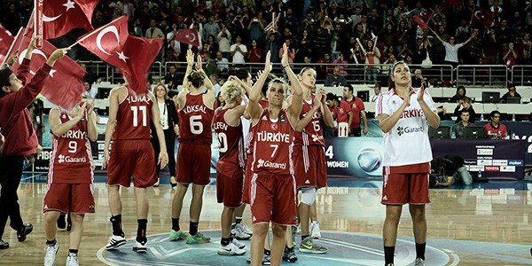 Potanın Perileri yarı finalde Potanın Perileri yarı finalde