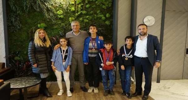 Özel sporculardan Tarhan'a ziyaret Özel sporculardan Tarhan'a ziyaret