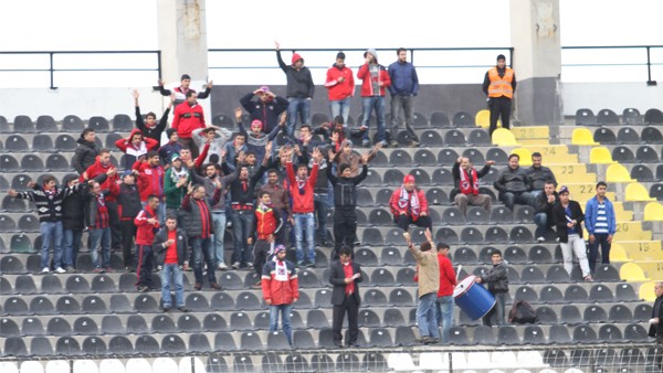 Şeytanlar yalnız bırakmadı Şeytanlar yalnız bırakmadı