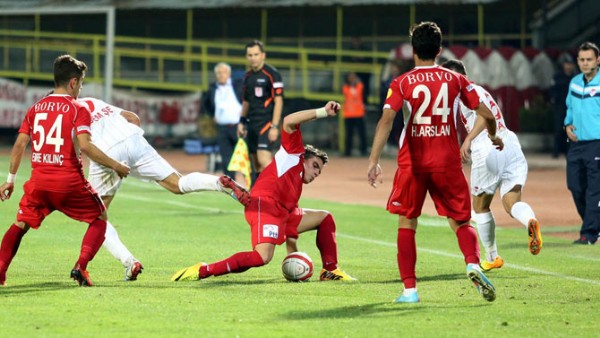Karadeniz'de Boluspor zaferi Karadeniz'de Boluspor zaferi