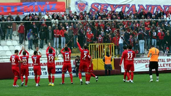 Şeytanlar yağmur çamur tanımıyor! Şeytanlar yağmur çamur tanımıyor!