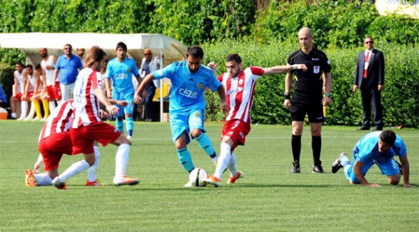 Tarsus Kahramanmaraşspor'a kaybetti Tarsus Kahramanmaraşspor'a kaybetti