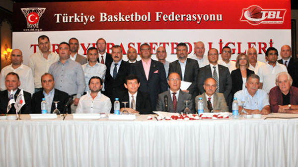 Erkek Basketbolcular ilk maçı içerde oynayacak. Erkek Basketbolcular ilk maçı içerde oynayacak.