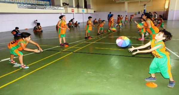 Basketbol Kurslar Devam Ediyor