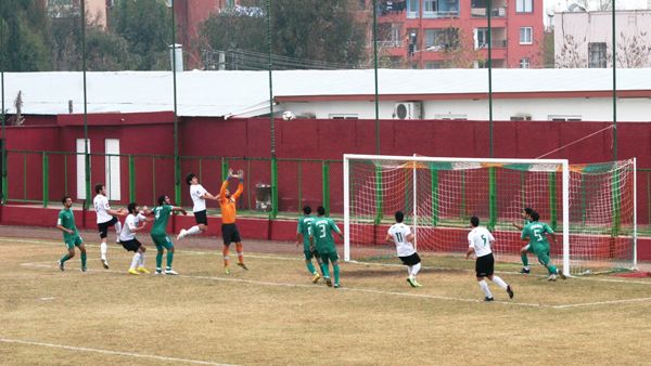 Toroslar Belediye spor ikinci yarya galibiyetle balad